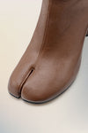 Tabi ankle boots