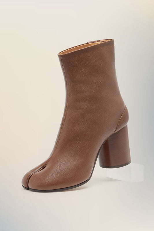 Tabi ankle boots