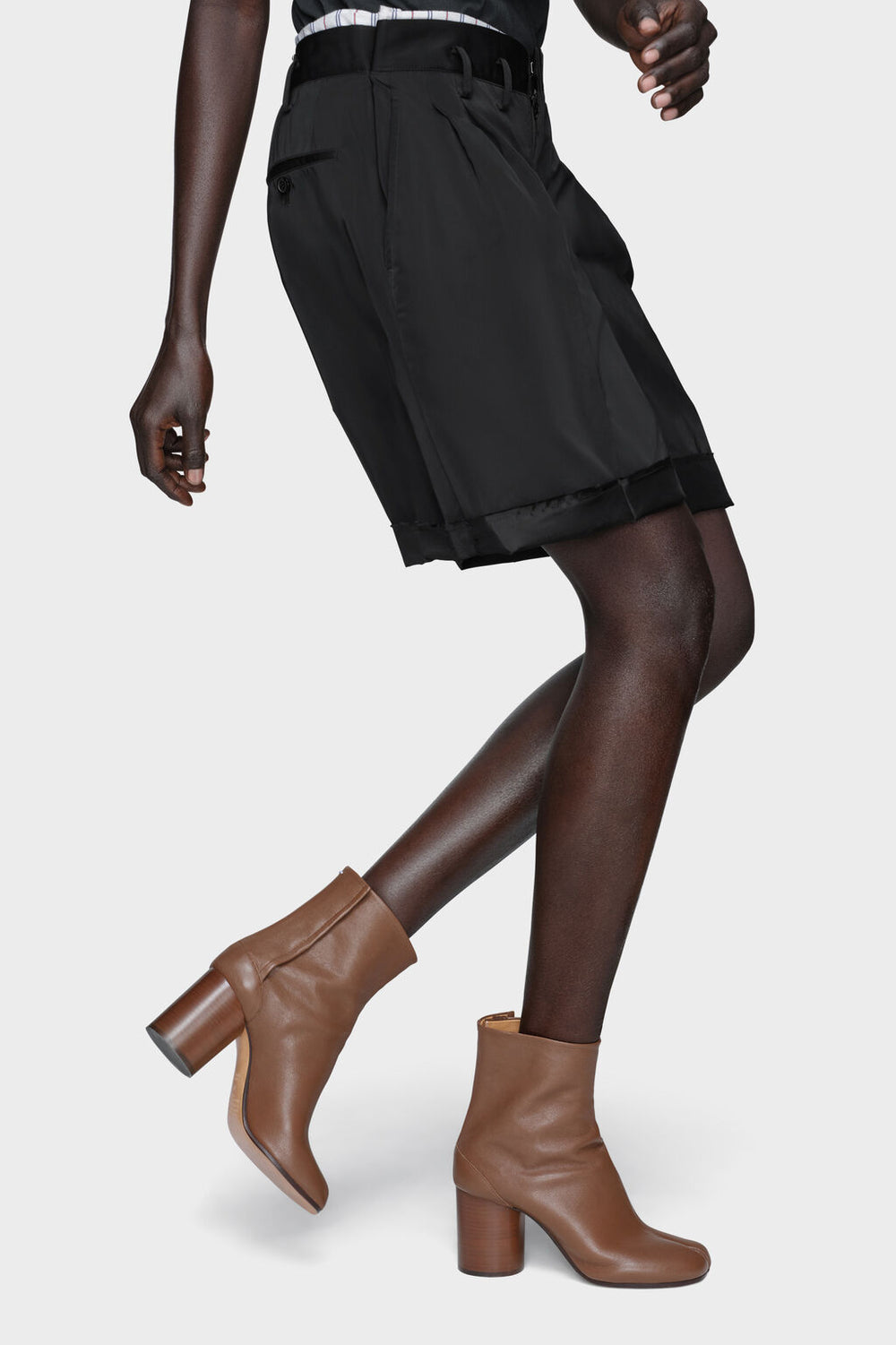 Tabi ankle boots