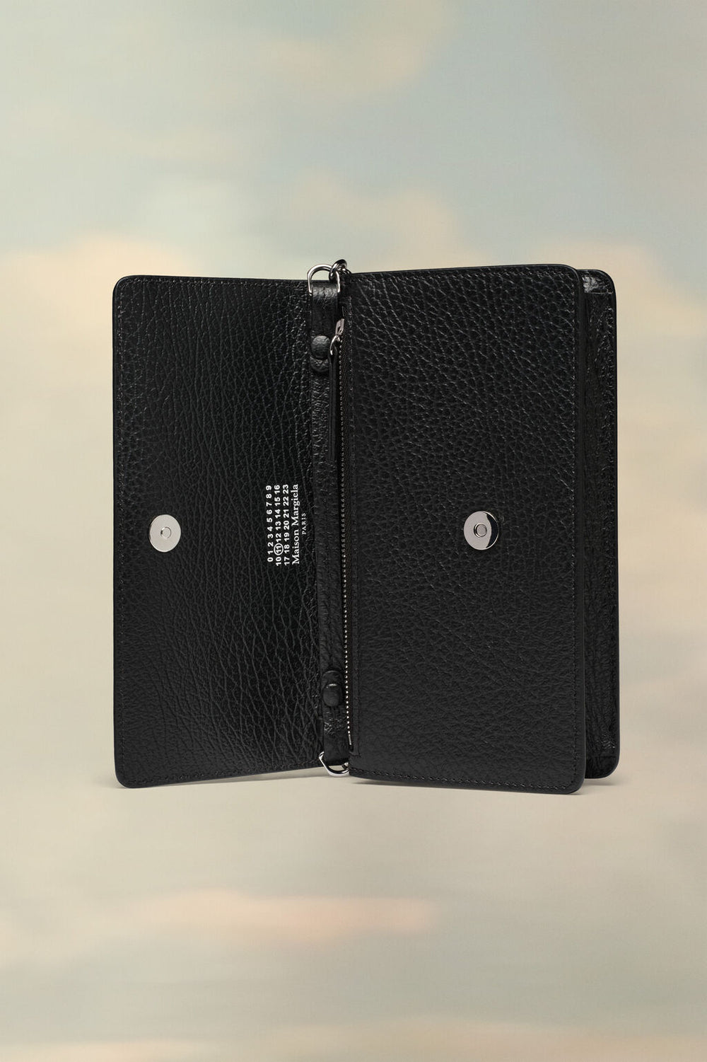 Four stitches chain wallet