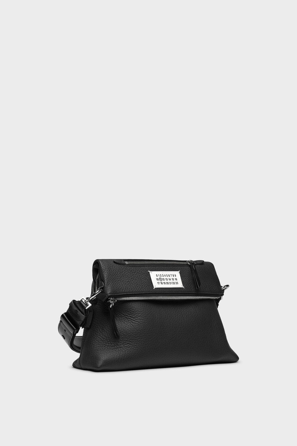 Soft 5AC on-body bag