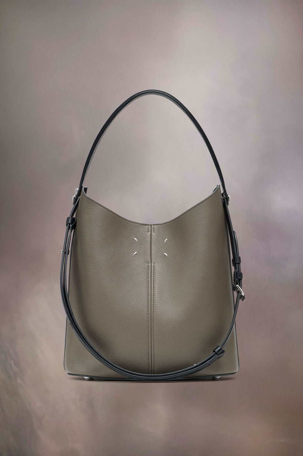 Dress-age Hobo