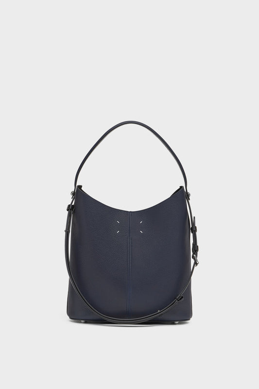 Dress-age Hobo